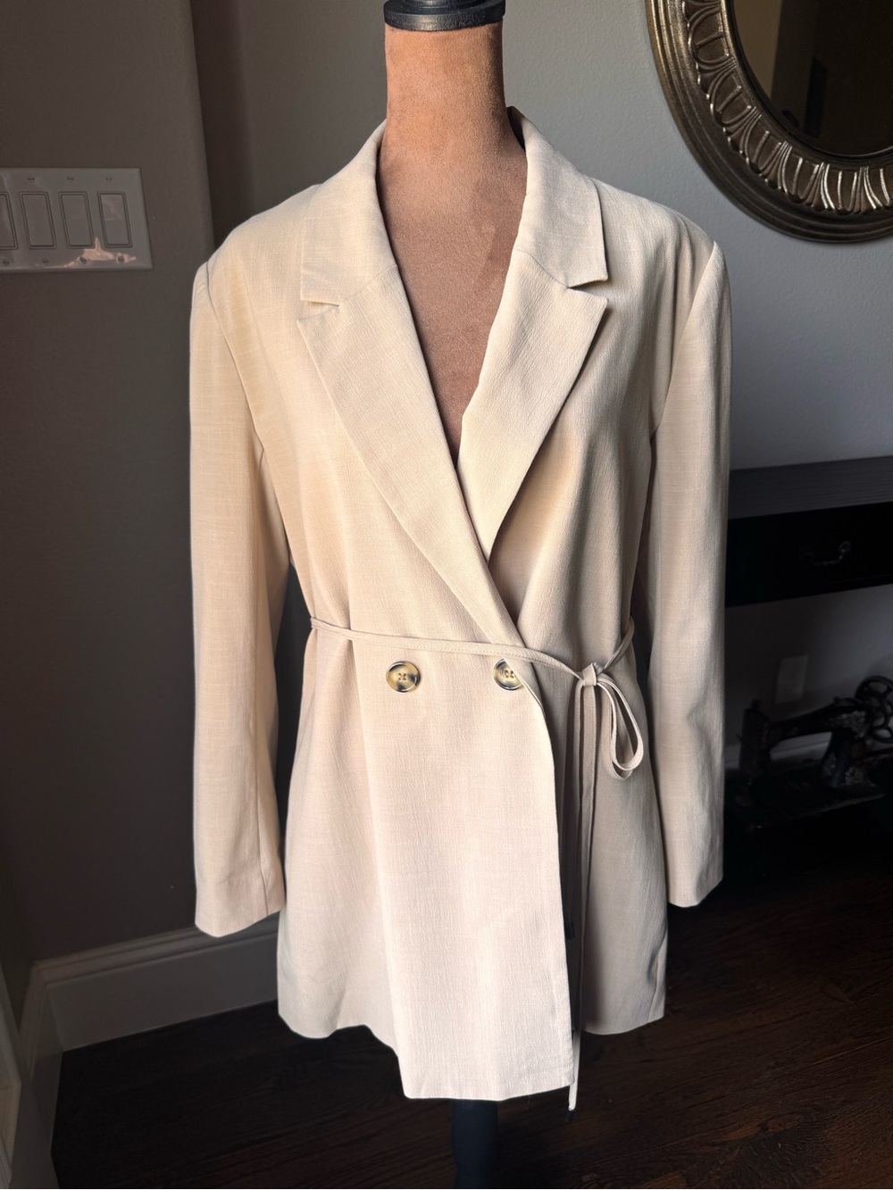 Ena Pelly Aspen Suiting Blazer Belted Double Breasted Bone Beige Sz 4